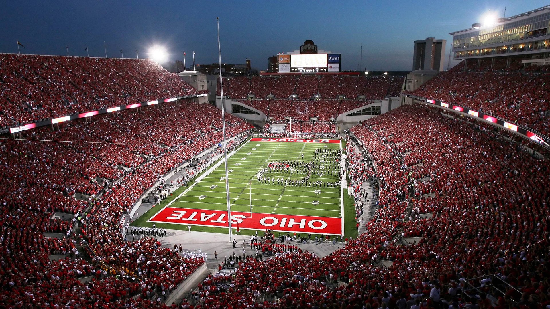 开云kaiyun-英超反击战：快攻速如闪电，英超打防反的球队